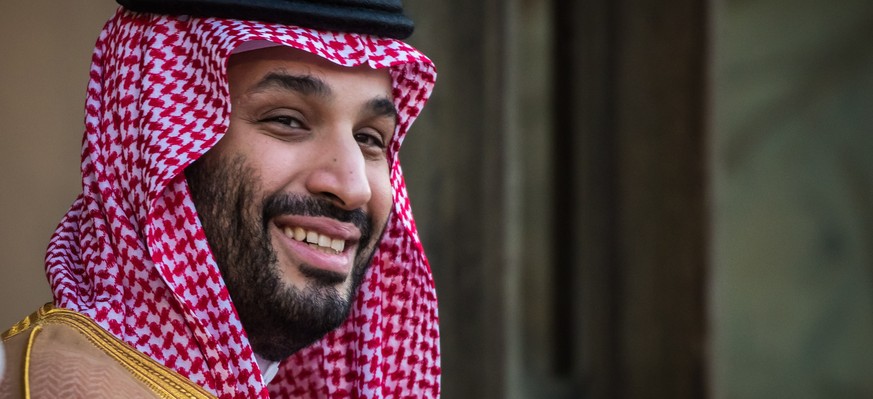 epa10096334 Crown Prince, Mohammed Bin Salman Bin Abdulaziz Al-Saud, Vice President of the Council of Ministers of Defence of the Kingdom of Saudi Arabia, arrives for a work dinner with French Preside ...