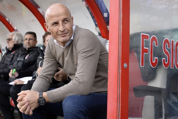 ARCHIVBILD ZUR ENTLASSUNG VON SION-TRAINER ZEIDLER --- L&#039;entraineur du FC Sion Peter Zeidler, lors de la rencontre de football de Super League entre le FC Sion et le FC Vaduz, ce dimanche, 12 fev ...