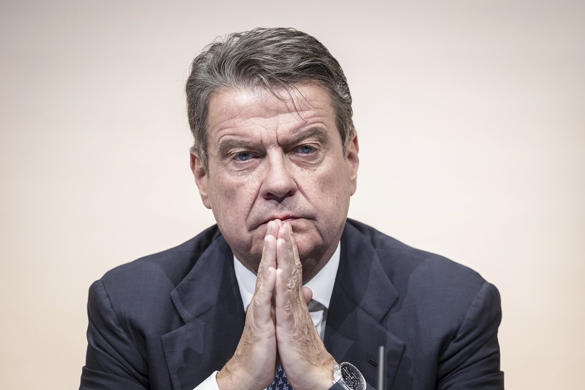 UBS Chairman Colm Kelleher attends a news conference in Zurich, Switzerland Wednesday, March 29, 2023. (Michael Buholzer/Keystone via AP)