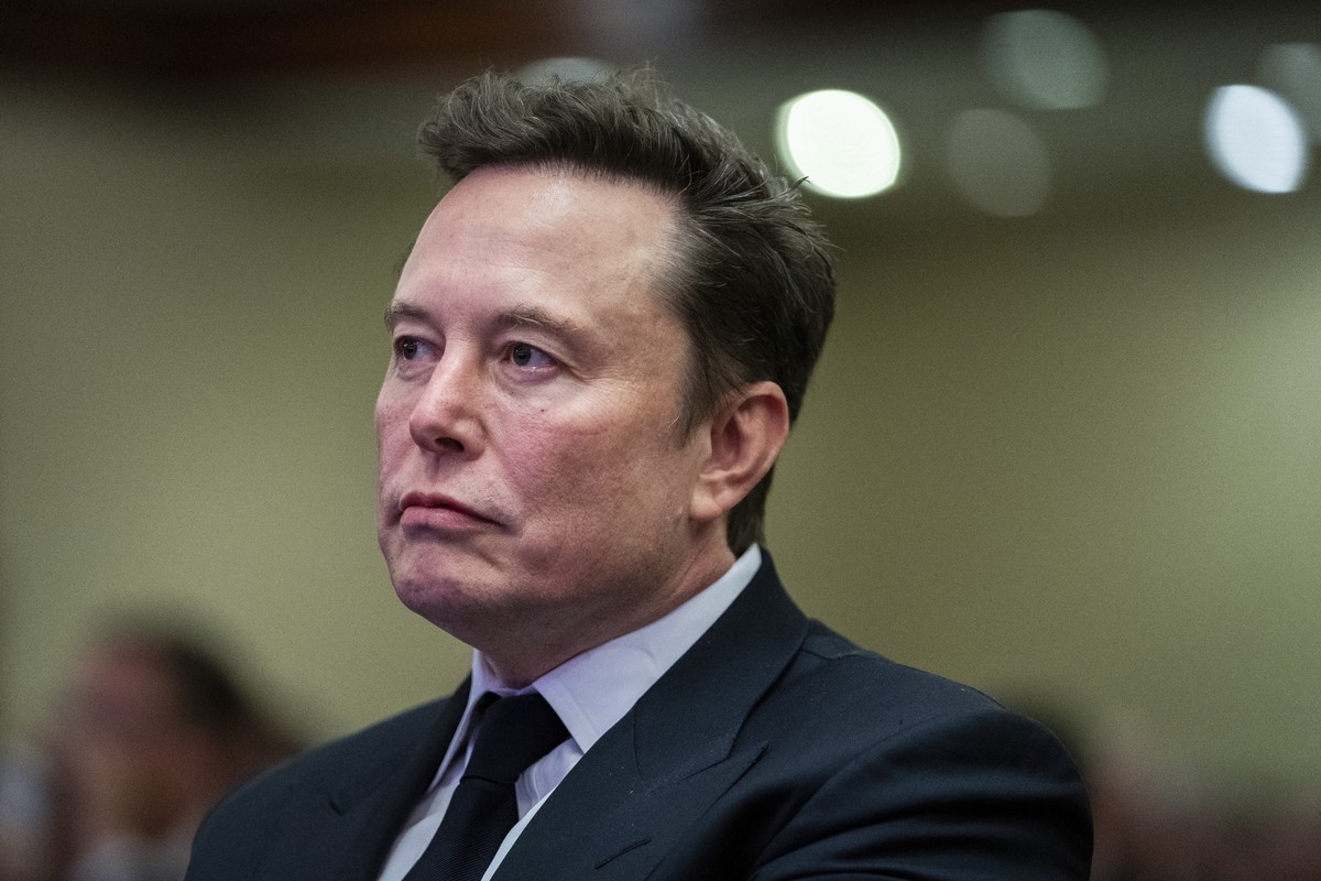 Elon Musk listens as President-elect Donald Trump speaks during a meeting with the House GOP conference, Wednesday, Nov. 13, 2024, in Washington. (Allison Robbert/Pool via AP)
Elon Musk