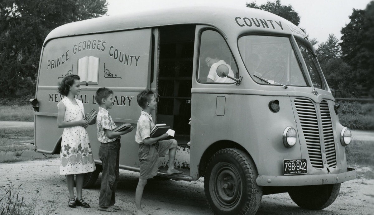 Als der Bücherwagen die Kinder belieferte, Maryland, 1951.