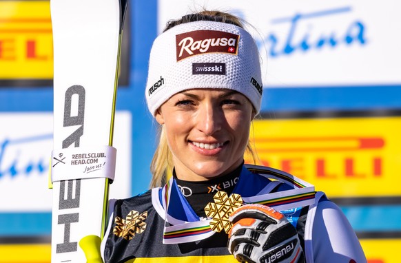 ABD0172_20210211 - CORTINA - ITALIEN: Lara Gut Behrami (SUI, Goldmedaille) am Donnerstag, 11. Februar 2021 w
