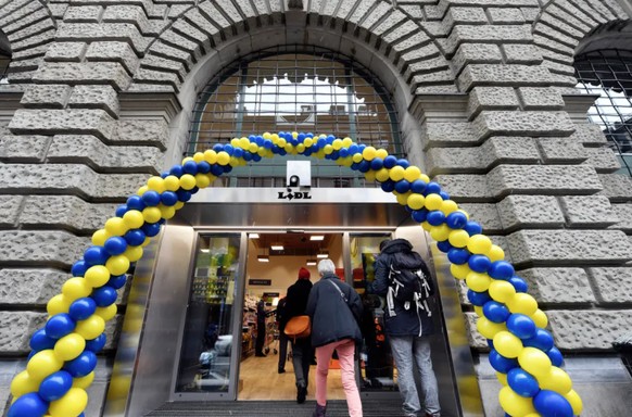 Eine der ersten Innenstadt-Filialen: Eröffnung von Lidl in der ehemaligen Fraumünsterpost in Zürich im November 2017.