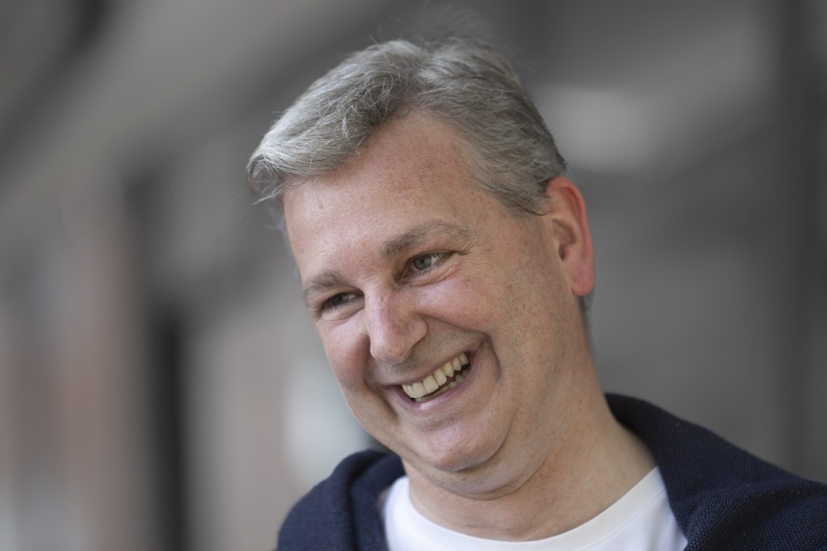 Marco Chiesa (SVP) nach den Gesamterneuerungswahlen der Tessiner Gemeinden, am Sonntag, 14. April 2024, in Lugano. (KEYSTONE/Ti-Press/Pablo Gianinazzi)