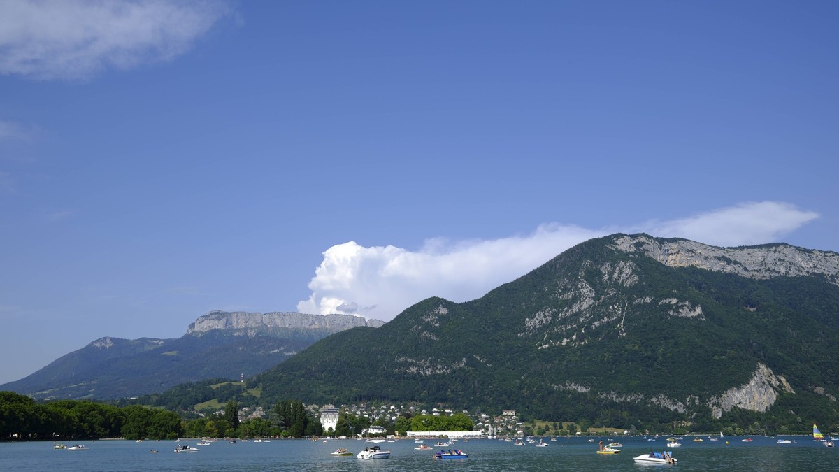 Etliche Touristen erkrankt: Warnung in Frankreich vor Trinken von Wasser aus Gebirge