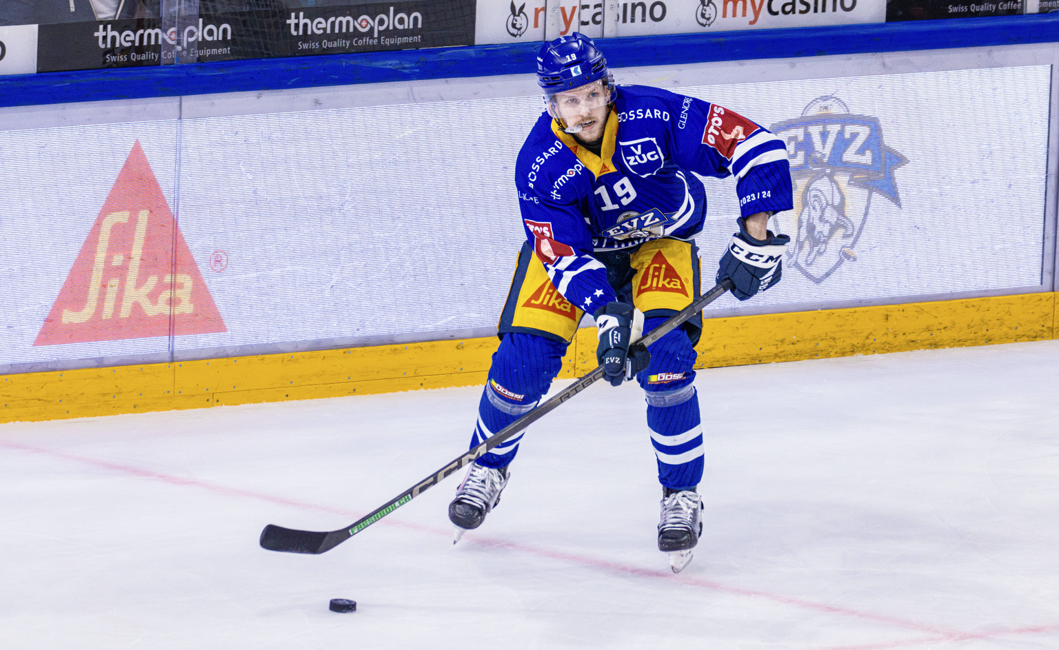 Ice hockey, Eishockey Playoff EV Zug - SC Bern 19 Niklas Hansson, defender EV Zug. (Zug, Switzerland, 30.03.2024) (Photo by Andreas Haas dieBildmanufaktur) *** Ice hockey Playoff EV Zug SC Bern 19 Nik ...