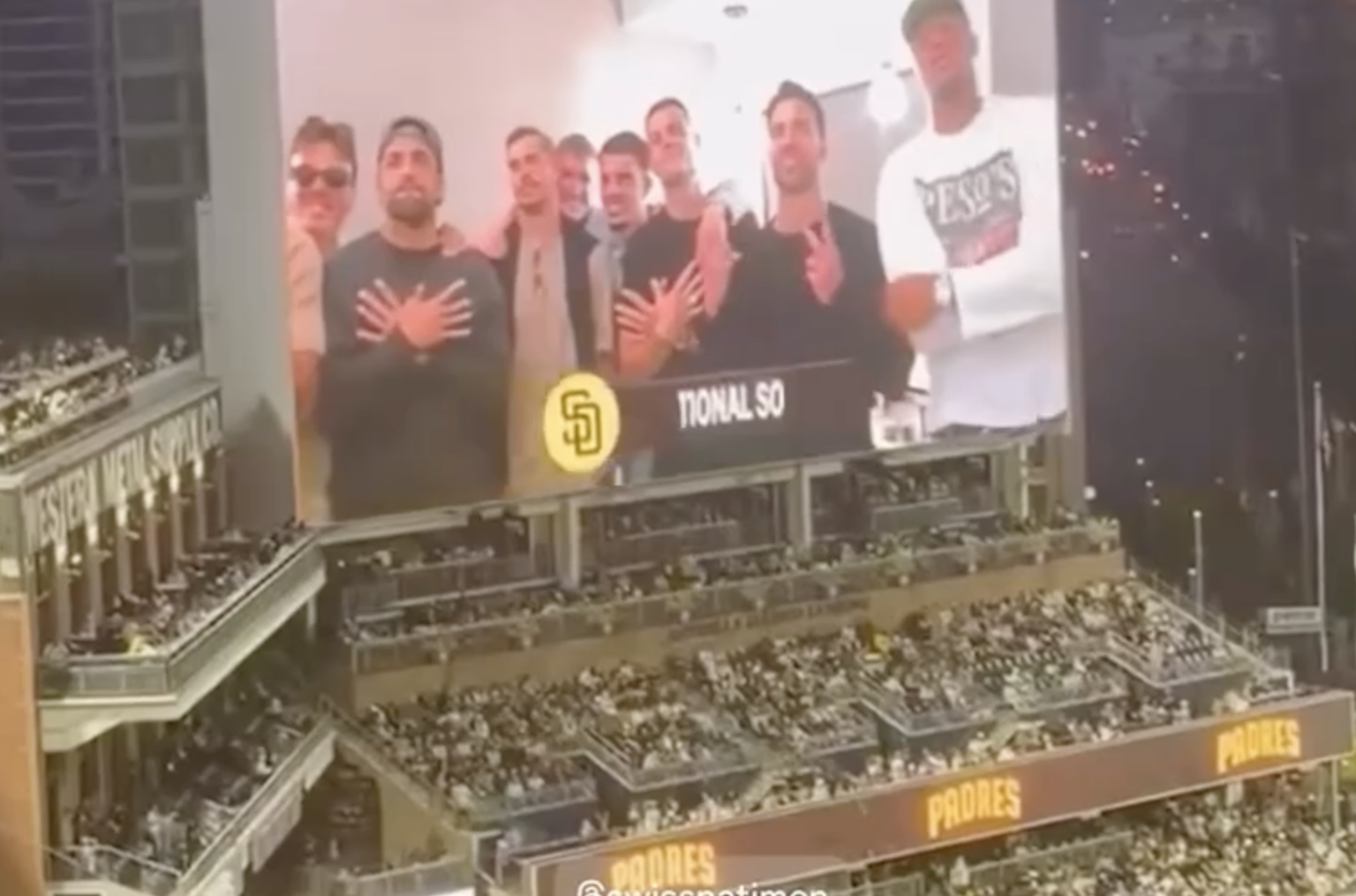 Bei Nati-Ausflug an ein Baseballspiel – Rodriguez und Xhaka 
