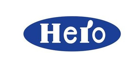 Und dann kam heute Arbeitskollegin Lüthi und meinte: «Gell, das Hero-Logo kennst du ja». Sie meinte das «r» in Form einer Dose. Autorin Sigrist hatte also die letzten Jahre gedacht, «r» sei halt in ei ...