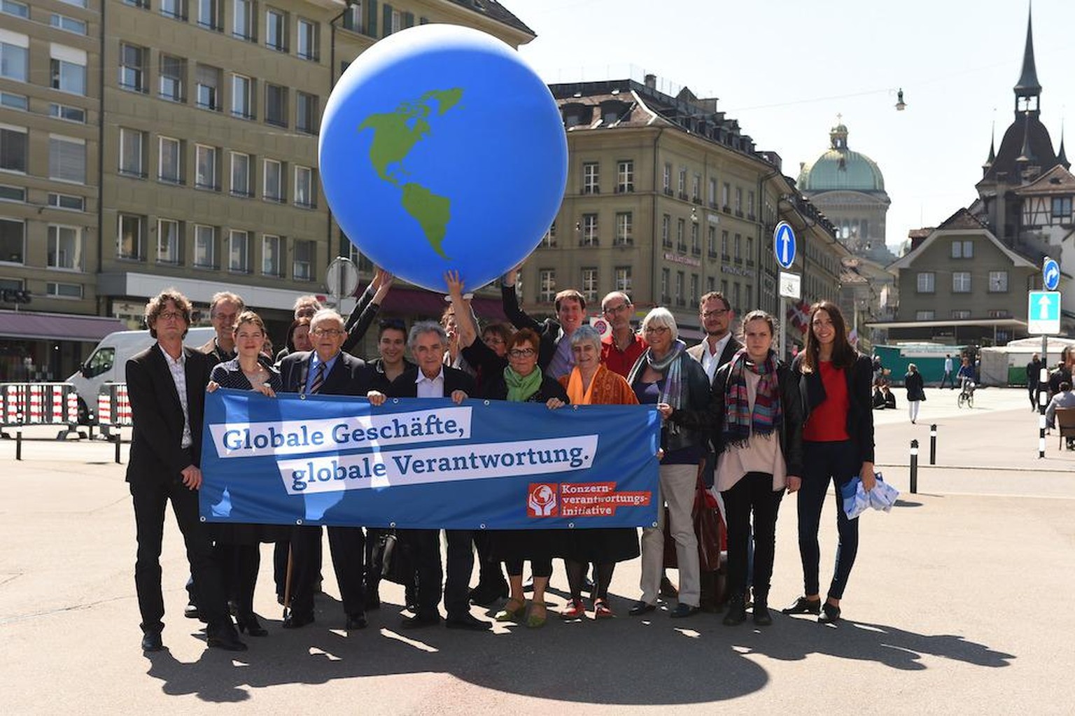 Lancierung der Konzernverantwortungsinitiative im April 2015