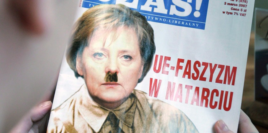Die deutsche Bundeskanzlerin im polnischen Magazin «Najwyzszy Czas!». Headline: «EU-Faschismus auf dem Vormarsch»