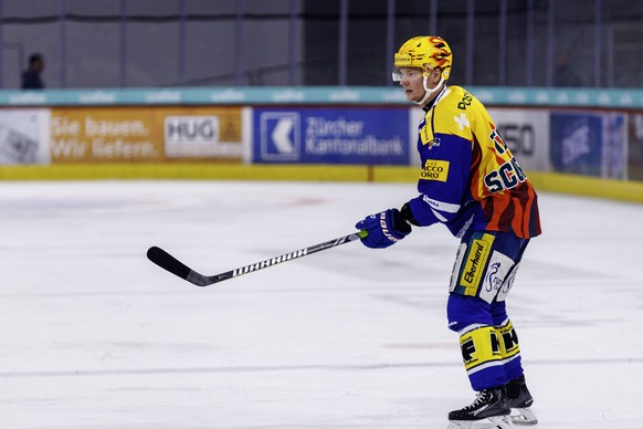 EHC Kloten PostFinance Top Scorer Miro Aaltonen waehrend dem Eishockey-Meisterschaftsspiel der National League zwischen den Teams EHC Kloten und HC Lugano am Mittwoch, 18. Dezember 2024, in Kloten. (P ...