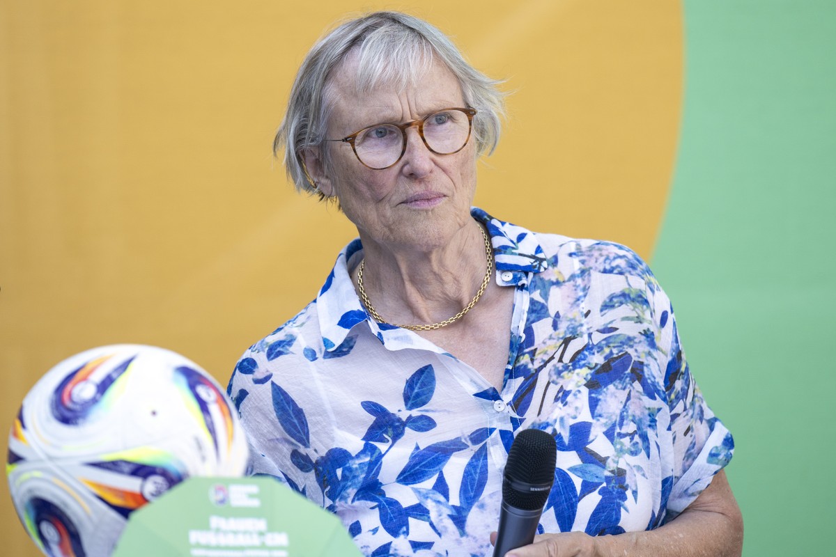 Madeleine Boll, erste lizenzierte Fussballerin der Schweiz, bei der Vorpremiere Unstoppable, 100 Jahre Frauenfussball, am Montag, 30. Juni 2025, in Bern. Am Mittwoch 2. Juli beginnt die Womens Euro 20 ...