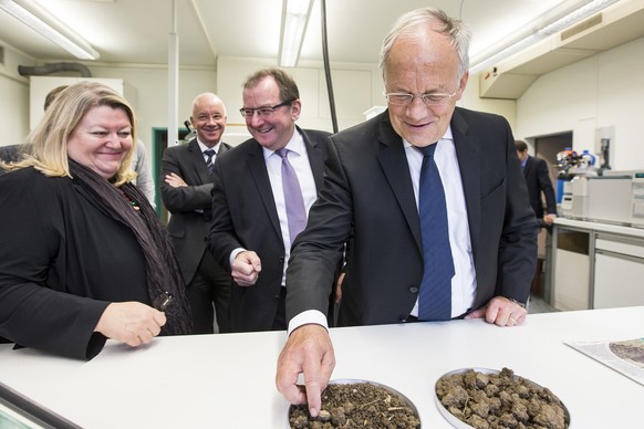 Schneider-Ammann am internationalen Landwirtschaftstreffen in Frick, am 25. Oktober 2015.