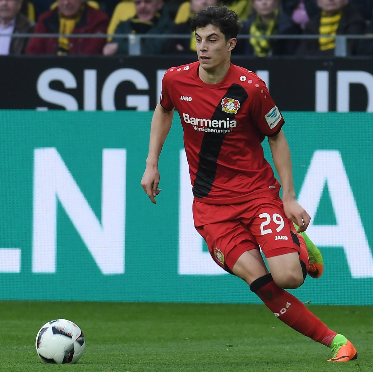 04.03.2017, xblx, Fussball 1.Bundesliga, Borussia Dortmund - Bayer 04 Leverkusen, emspor v.l. Kai Havertz (Bayer Leverkusen), FREISTELLER Dortmund

04 03 2017 xblx Football 1 Bundesliga Borussia Dor ...