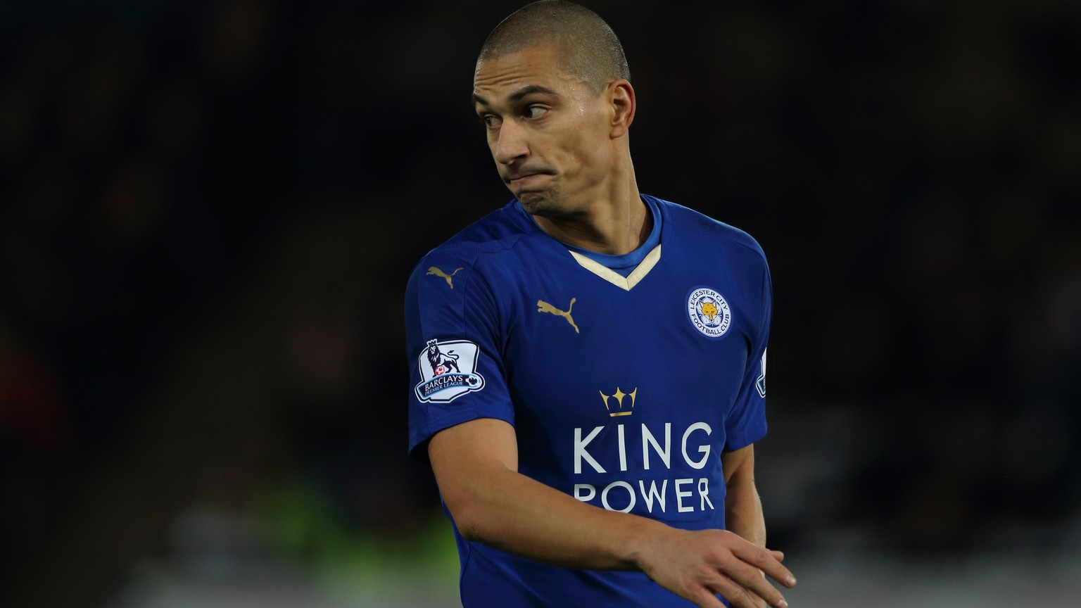 Gökhan Inler hat es bei Leicester nicht einfach. Das sieht man ihm an.