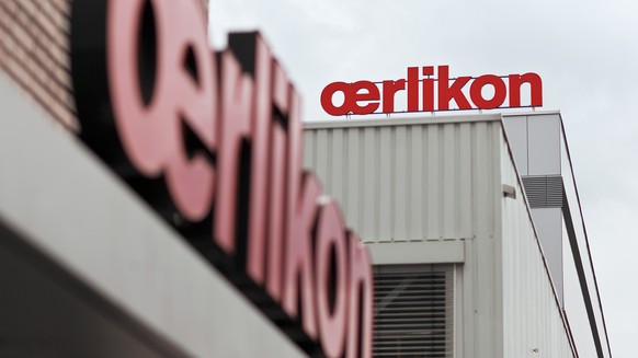 ANLAESSLICH DER BILANZ-MEDIENKONFERENZ DER OC OERLIKON, AM DIENSTAG, 24. FEBRUAR 2015, STELLEN WIR IHNEN FOLGENDES ARCHIVBILD ZUR VERFUEGUNG - Logo auf dem Gebaeude der Oerlikon Space AG in Zuerich, a ...