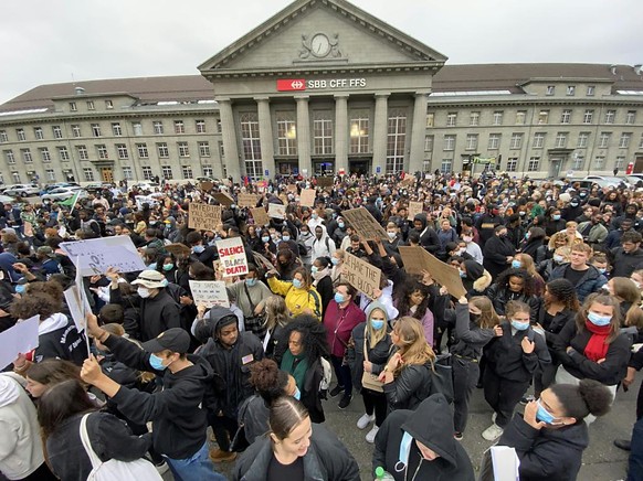 Kundgebung zu &quot;Black Lives Matter&quot; am fr