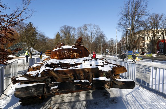 epa10493622 A wrecked Russian T-728 tank, on display in front of Russian Embassy in Riga, Latvia, 27 February 2023. Russian tanks, which have been destroyed by Ukrainian soldiers are being exhibited i ...