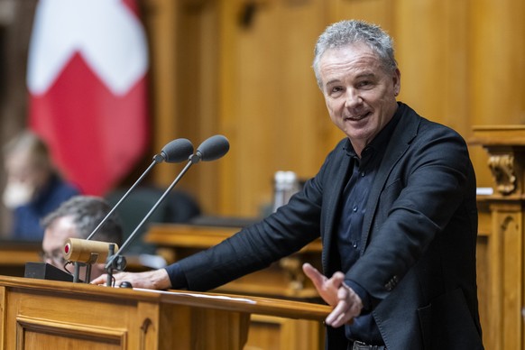 KEYPIX - Ueli Schmezer, SP-BE, spricht zur Bargeldinitiative, an der Fruehjahrssession der Eidgenoessischen Raete, am Mittwoch, 5. Maerz 2025 im Nationalrat in Bern. (KEYSTONE/Alessandro della Valle)