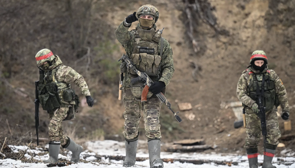 Russische Soldaten bei einer Gefechtsübung in der Region Kursk im März 2025 (Archivbild): Mehr als 300 Bewohner des Grenzgebiets werden noch immer vermisst.