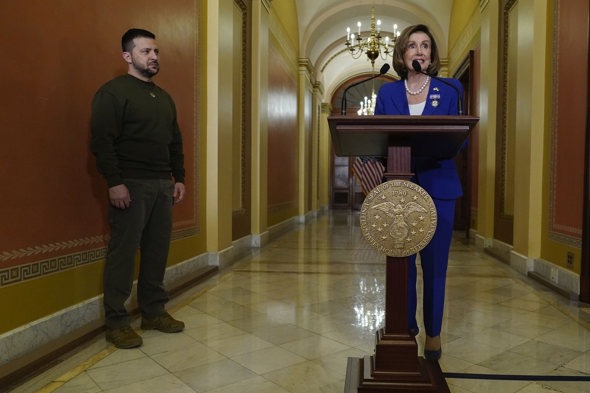 Ukraine's President Volodymyr Zelenskyy, left, meets with Speaker of the House Nancy Pelosi, of Calif., right, Wednesday, Dec. 21, 2022, at the Capitol in Washington. (AP Photo/Jacquelyn Martin)
 ...