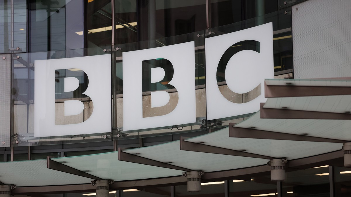 epaselect epa12529081 The BBC headquarters in London, Britain, 16 November 2025. US President Donald Trump has said that he still plans to sue the BBC despite an apology from the UK broadcaster. Trump ...