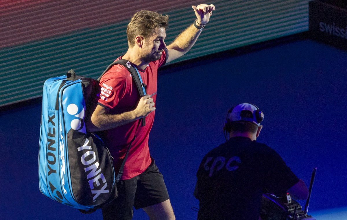 Switzerland's Stan Wawrinka arrives for his first round match against Uruguay's Pablo Cuevas at the Swiss Indoors tennis tournament at the St. Jakobshalle in Basel, Switzerland, on Wednesday ...