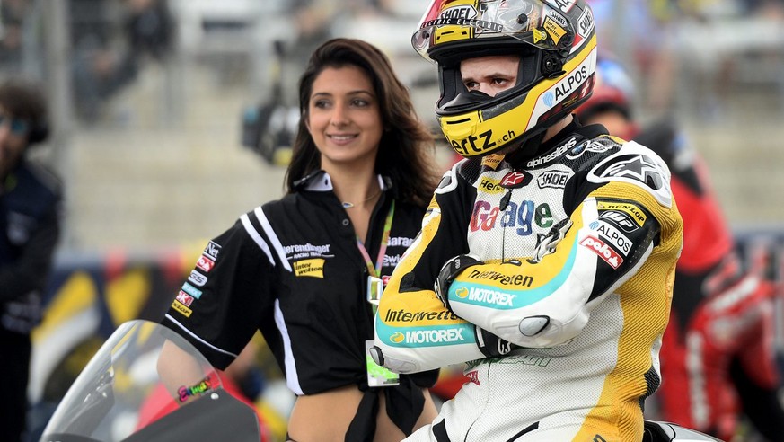 epa04702035 Derendinger Racing Interwetten team rider Thomas Luethi of Switzerland sits on the grid prior to the Moto2 race at Circuit of the Americas in Austin, Texas, USA, 12 April 2015. Luethi fini ...