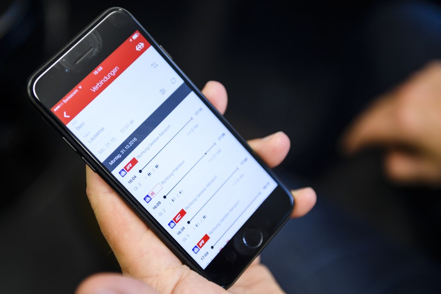 Die Mobile Community Preview App der SBB vor der Vorstellung der neuen SBB App, fotografiert am Montag, 31. Oktober 2016 in Zuerich. (KEYSTONE/Manuel Lopez)