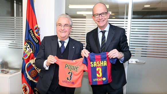 Amador Bernabeu (Sashas Urgrossvater) und Jordi Cardoner (Mitglieder-Vizepräsident).