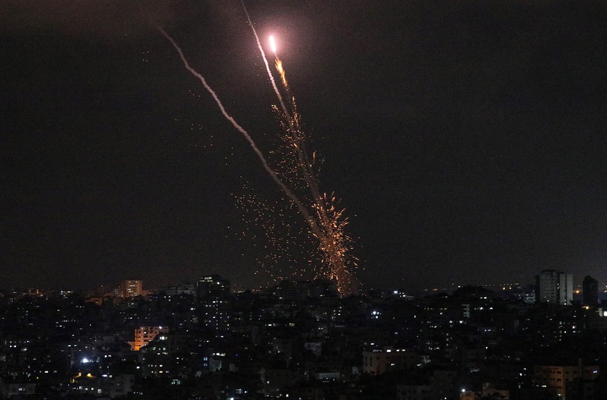 epa10108017 Rockets are fired by fighters from Al-Quds Brigades, the armed wing of the Palestinian Islamic Jihad in the east Gaza City, 05 August 2022. Palestinian militants in Gaza fired rockets targ ...