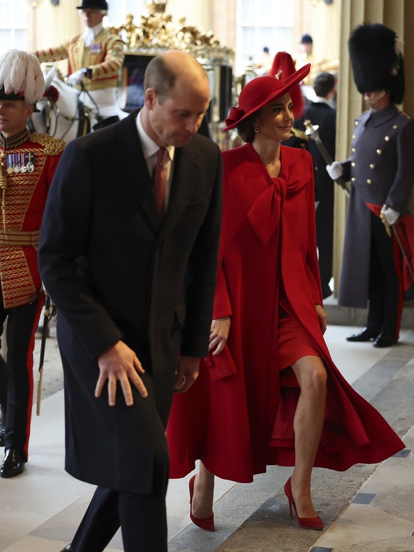Britain&#039;s Prince William, Prince of Wales and Britain&#039;s Kate, Princess of Wales arrive at Buckingham Palace in central London Tuesday, Nov. 21, 2023, on the first day of a three-day state vi ...