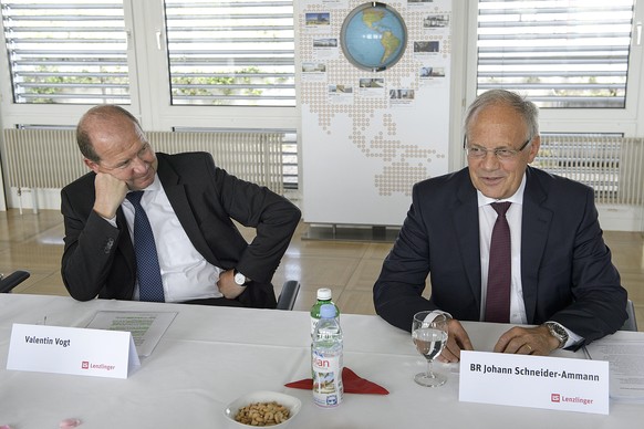 Valentin Vogt (links) mit Johann Schneider-Ammann.