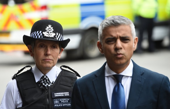 epa06011756 Mayor of London, Sadiq Khan (R) and Metropolitan Police Commissioner, Cressida Dick (L) speak to reporters near London Bridge during a visit to the site of an attack in London, Britain, 05 ...