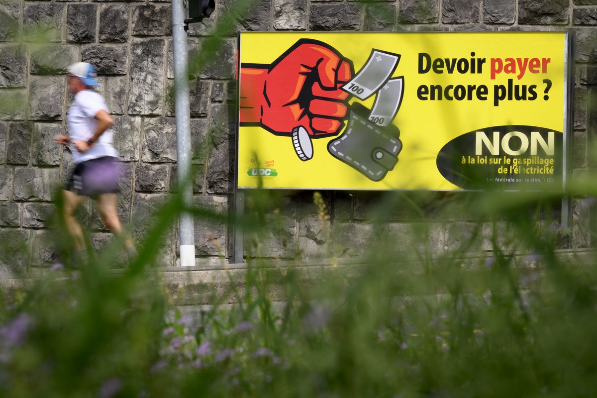L'UDC est le seul parti qui ne soutient pas la loi sur le climat, dans le cadre de ces votations fédérales 2023.