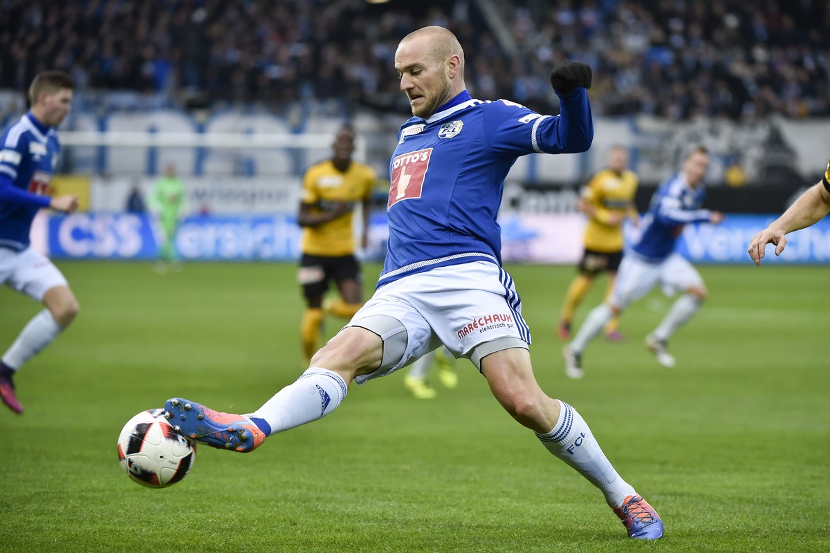 06.11.2016; Luzern; FUSSBALL SUPER LEAGUE - FC Luzern - BSC Young Boys Bern;Marco Schneuwly (Luzern)(Martin Meienberger/freshfocus)