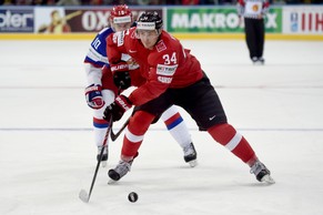 Dean Kukan hat an der A-Weltmeisterschaft in Minsk auf sich aufmerksam gemacht.