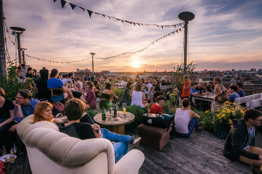 Terrasse des «Klunkenkranich» in Neukölln.