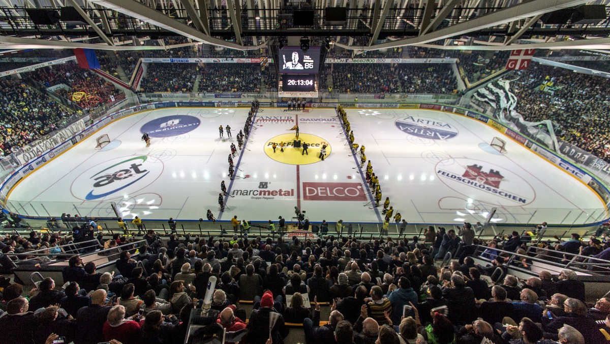 Blick in die Eishalle, vor dem dritten Eishockey Playoff-Finalspiel der National League A zwischen dem HC Lugano und dem SC Bern, in der Resega Halle in Lugano, am Donnerstag, 7. April 2016. (KEYSTONE ...