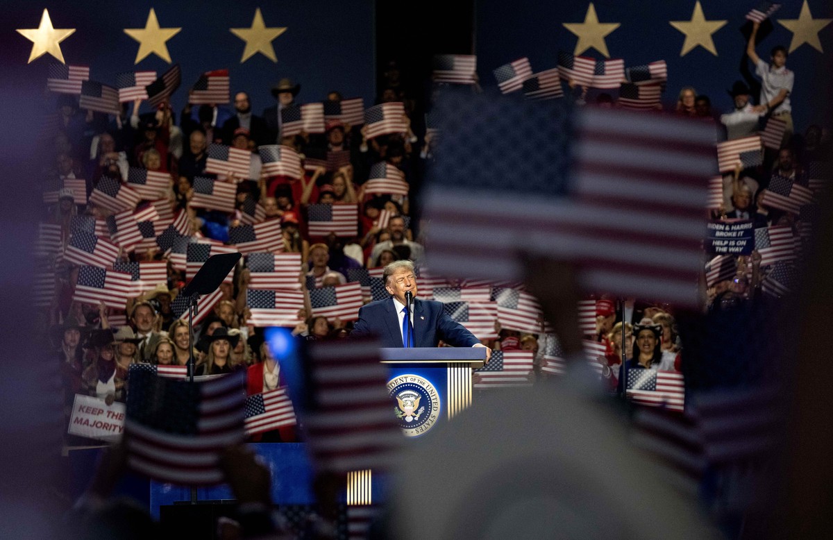epa13227455 US President Donald Trump speaks on the first day of the Midterm Republican National Convention at the American Airlines Center in Dallas, Texas, USA, 09 September 2026. The two-day event, ...