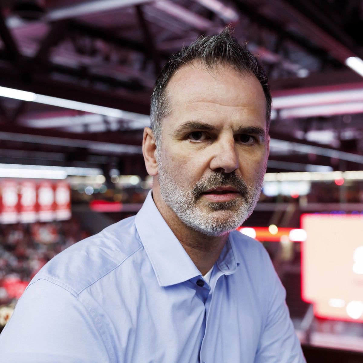 Sven Leuenberger, Directeur sportif des ZSC Lions, pose pour le photographe, lors du 6eme match de la finale de play-off du championnat suisse de hockey sur glace de National League entre Lausanne HC, ...