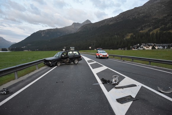 Zusammenstoss nach Sekundenschlaf im Engadin