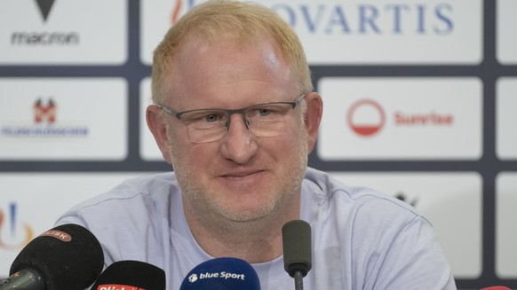 An der Pressekonferenz des FC Basel 1893 spricht Sportchef Heiko Vogel, der nach der Entlassung von Alex Frei voruebergehend den Posten des Cheftrainers uebernimmt, in Basel, am Freitag, 10. Februar 2 ...