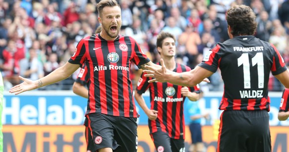 23.08.2014; Frankfurt; Fussball 1. Bundesliga - Eintracht Frankfurt - SC Freiburg; Jubel Haris Seferovic (Frankfurt) nach seinem Tor zum 1:0 mit Teamkollegen Nelson Valdez (Frankfurt) (Eibner/Expa/fre ...