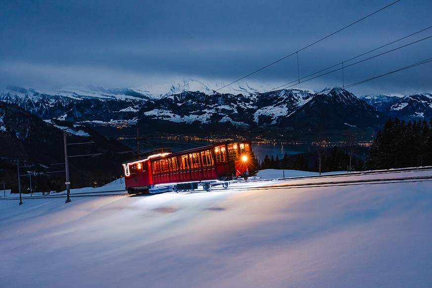 Die Bilder können uneingeschränkt für die Kommunikation im Zusammenhang mit der Rigi verwendet werden. Adventszug Rigi Rauszeit Wintererlebnisse Schweiz