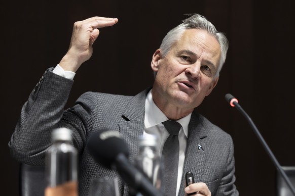 Matthias Michel, Staenderat FDP-ZG, und Mitglied der PUK, spricht waehrend der Medienkonferenz ueber die Ergebnisse der Parlamentarischen Untersuchungskommission PUK zum Fall der Credit Suisse, am Fre ...