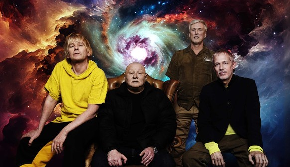 Mantra of the Cosmos: Zak Starkey, Shaun Ryder, Bez, Andy Bell