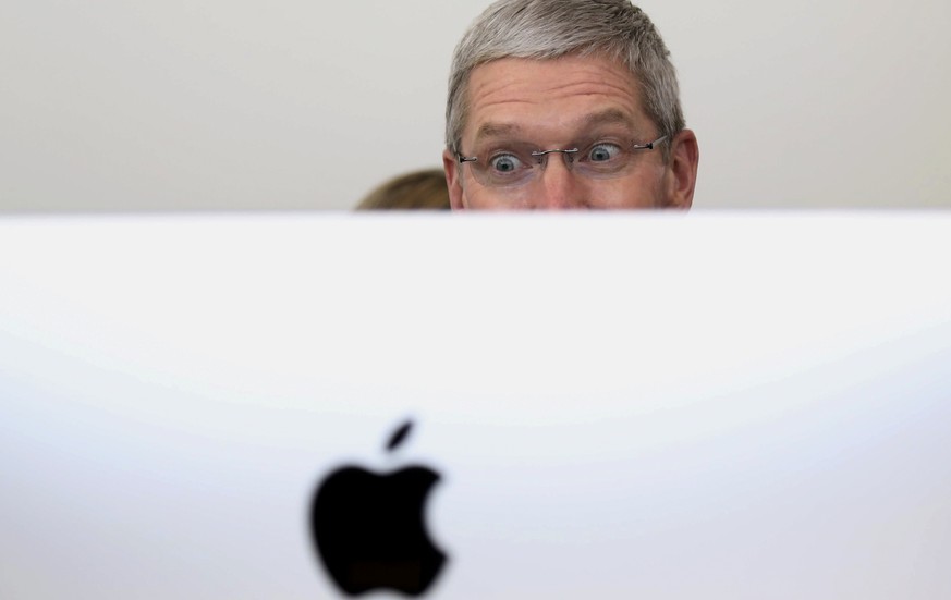 Apple-Boss Tim Cook muss sich nicht verstecken: Vor allem dank dem iPhone ist der Konzern auf Kurs.