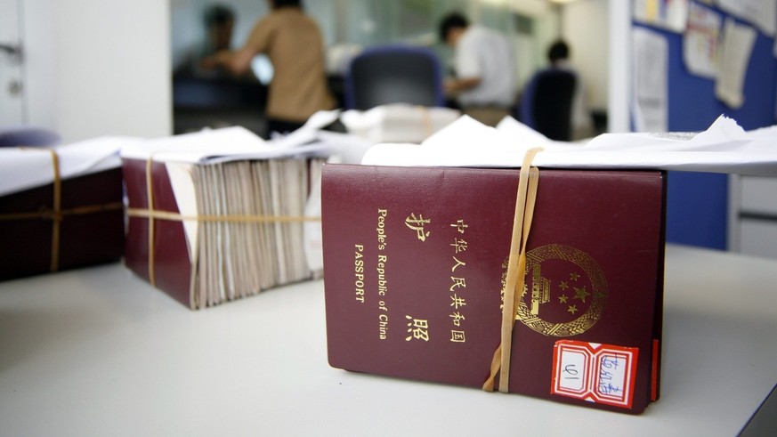 China Issues Passports to Own Compatriots Again After Sentence to 17 Years in Prison: South Korea’s Ex-President Lee Myung Bak Pardoned