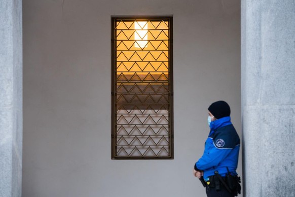 Kein Schongang für die ’Ndrangheta in Bellinzona: Polizeiwache vor dem Bundesstrafgericht.